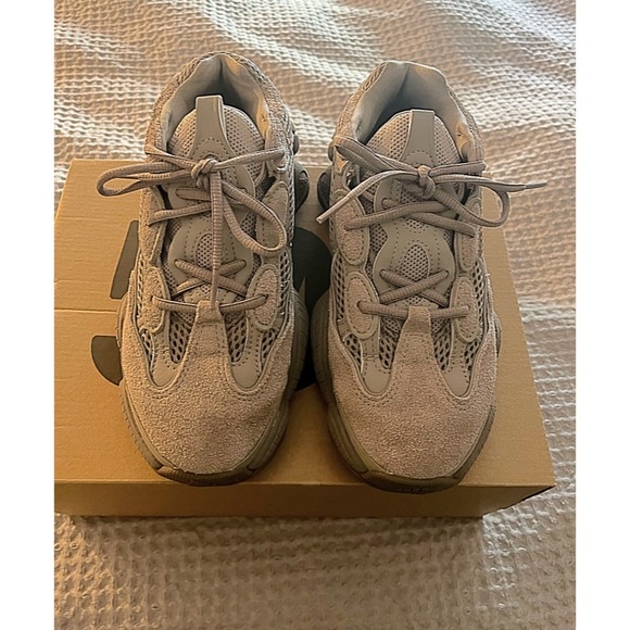 YEEZY 500 ASH GREY - Picture 1 of 6